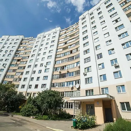 Просторная Квартира Рядом С Центром